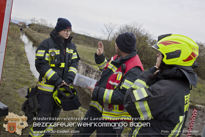 20221105 KHD-bung des 1. und 3.Zuges der 2.KHD Bereitschaft in Blumau-Neurihof