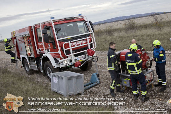 20221105 KHD-bung des 1. und 3.Zuges der 2.KHD Bereitschaft in Blumau-Neurihof