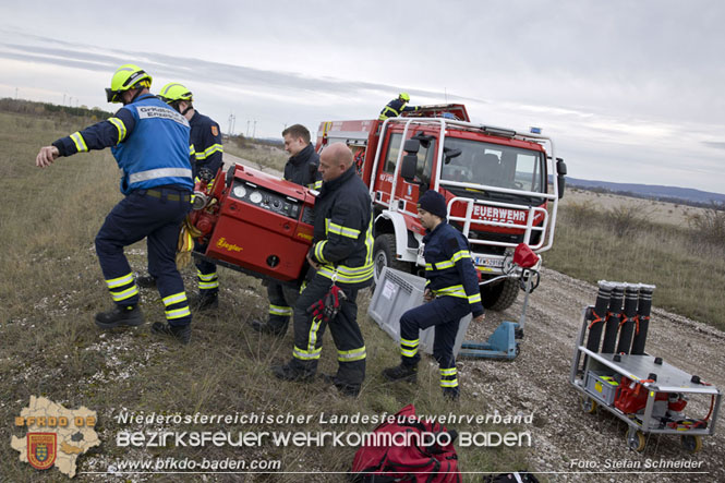 20221105 KHD-bung des 1. und 3.Zuges der 2.KHD Bereitschaft in Blumau-Neurihof