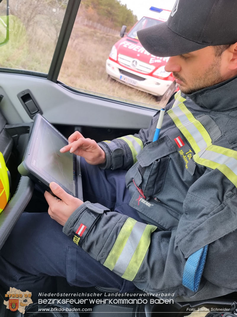 20221105 KHD-Übung des 1. und 3.Zuges der 2.KHD Bereitschaft in Blumau-Neurißhof 20221105 KHD-Übung des 1. und 3.Zuges der 2.KHD Bereitschaft in Blumau-Neurißhof