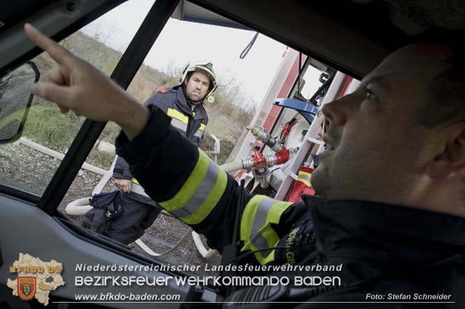 20221105 KHD-Übung des 1. und 3.Zuges der 2.KHD Bereitschaft in Blumau-Neurißhof 20221105 KHD-Übung des 1. und 3.Zuges der 2.KHD Bereitschaft in Blumau-Neurißhof