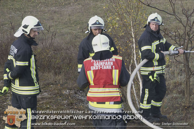 20221105 KHD-Übung des 1. und 3.Zuges der 2.KHD Bereitschaft in Blumau-Neurißhof 20221105 KHD-Übung des 1. und 3.Zuges der 2.KHD Bereitschaft in Blumau-Neurißhof