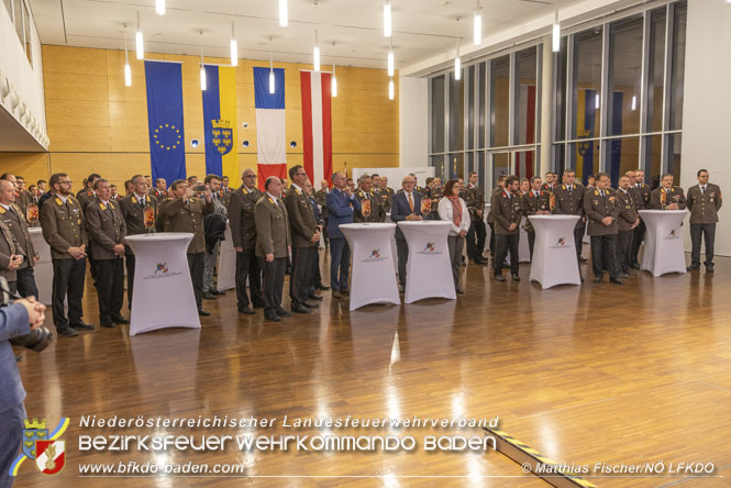20221128_Ehrung der Feuerwehrmitglieder des internationalen Waldbrandeinsatzes in Bordeaux Foto: Matthias Fischer noe122.at 20221128_Ehrung der Feuerwehrmitglieder des internationalen Waldbrandeinsatzes in Bordeaux Foto: Matthias Fischer noe122.at