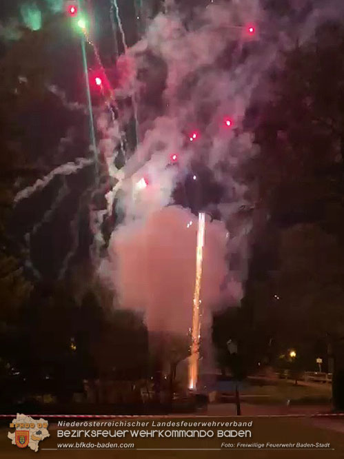 20230101 Brandsicherheitswache im Zuge des groen Feuerwerk um Mitternacht im Badener Kurpark  Foto: Freiwillige Feuerwehr Baden-Stadt