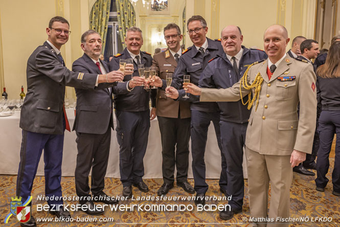 20230118 NÖ Waldbrandbekämpfer zu Gast in der Französischen Botschaft  Foto: Matthias Fischer NÖ LFV