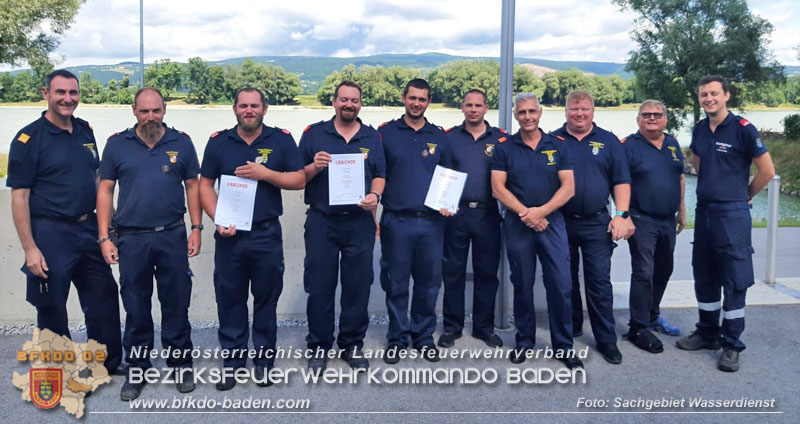 20230730 Ausbildungsprüfung Feuerwehrboote in Sarling an der Donau