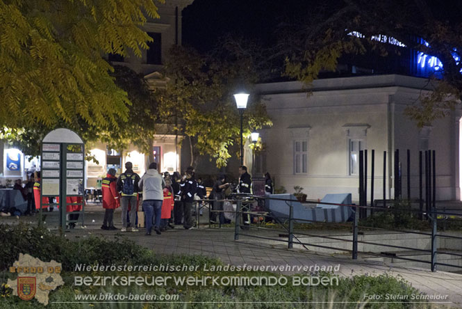 20231104_Nachtwanderung der Feuerwehrjugend des Bezirkes Baden, diesmal in Baden