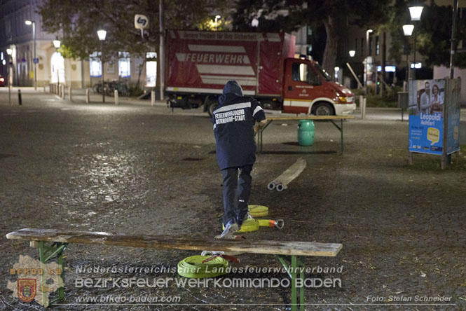 20231104_Nachtwanderung der Feuerwehrjugend des Bezirkes Baden, diesmal in Baden