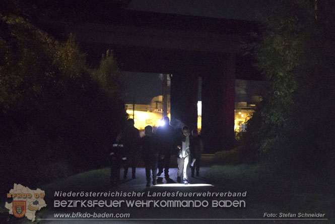 20231104_Nachtwanderung der Feuerwehrjugend des Bezirkes Baden, diesmal in Baden 20231104_Nachtwanderung der Feuerwehrjugend des Bezirkes Baden, diesmal in Baden