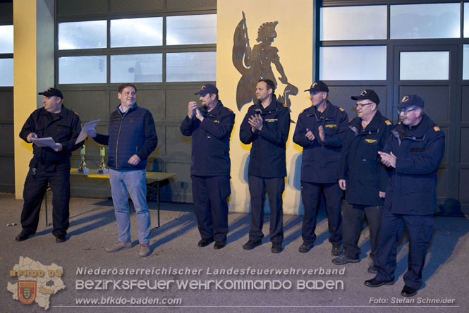 20231104_Nachtwanderung der Feuerwehrjugend des Bezirkes Baden, diesmal in Baden 20231104_Nachtwanderung der Feuerwehrjugend des Bezirkes Baden, diesmal in Baden