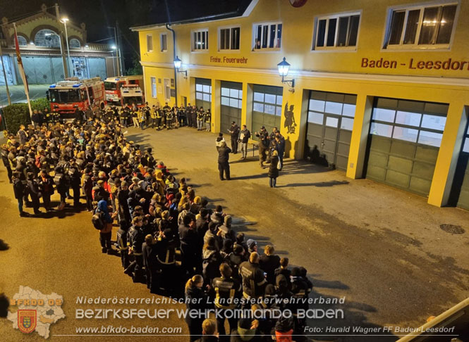 20231104_Nachtwanderung der Feuerwehrjugend des Bezirkes Baden, diesmal in Baden 20231104_Nachtwanderung der Feuerwehrjugend des Bezirkes Baden, diesmal in Baden