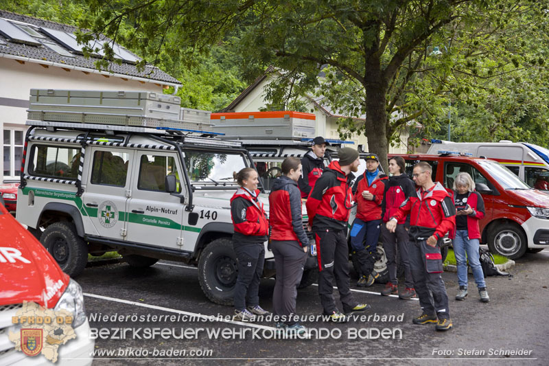 20240601 Abschnittsübung „Waldbrand" 2024 in Furth-Pottenstein-Weissenbach Foto: Stefan Schneider S5/BFKDO Baden 20240601 Abschnittsübung „Waldbrand" 2024 in Furth-Pottenstein-Weissenbach Foto: Stefan Schneider S5/BFKDO Baden