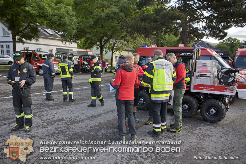 20240601 Abschnittsübung „Waldbrand" 2024 in Furth-Pottenstein-Weissenbach Foto: Stefan Schneider S5/BFKDO Baden 20240601 Abschnittsübung „Waldbrand" 2024 in Furth-Pottenstein-Weissenbach Foto: Stefan Schneider S5/BFKDO Baden