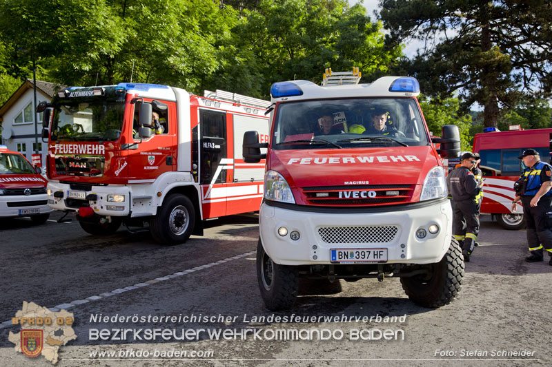 20240601 Abschnittsübung „Waldbrand" 2024 in Furth-Pottenstein-Weissenbach Foto: Stefan Schneider S5/BFKDO Baden 20240601 Abschnittsübung „Waldbrand" 2024 in Furth-Pottenstein-Weissenbach Foto: Stefan Schneider S5/BFKDO Baden