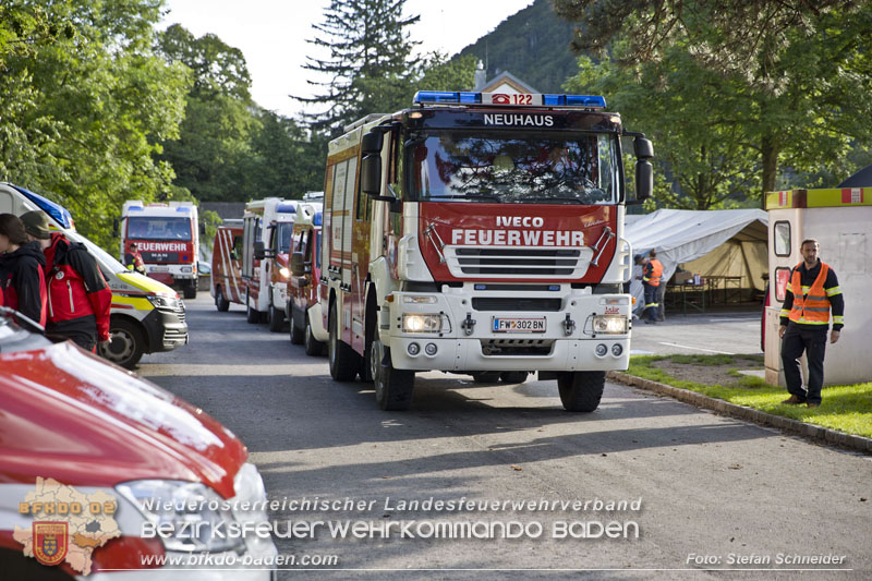20240601 Abschnittsübung „Waldbrand" 2024 in Furth-Pottenstein-Weissenbach Foto: Stefan Schneider S5/BFKDO Baden 20240601 Abschnittsübung „Waldbrand" 2024 in Furth-Pottenstein-Weissenbach Foto: Stefan Schneider S5/BFKDO Baden