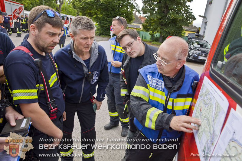 20240601 Abschnittsübung „Waldbrand" 2024 in Furth-Pottenstein-Weissenbach Foto: Stefan Schneider S5/BFKDO Baden 20240601 Abschnittsübung „Waldbrand" 2024 in Furth-Pottenstein-Weissenbach Foto: Stefan Schneider S5/BFKDO Baden