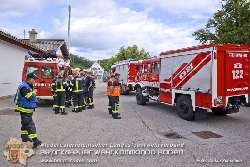 20240601 Abschnittsübung „Waldbrand" 2024 in Furth-Pottenstein-Weissenbach Foto: Stefan Schneider S5/BFKDO Baden 20240601 Abschnittsübung „Waldbrand" 2024 in Furth-Pottenstein-Weissenbach Foto: Stefan Schneider S5/BFKDO Baden