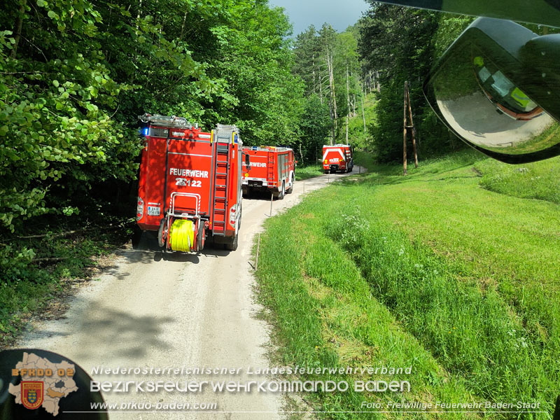 20240601 Abschnittsübung „Waldbrand" 2024 in Furth-Pottenstein-Weissenbach Foto: Fritz Beichbuchner FF Baden-Stadt 20240601 Abschnittsübung „Waldbrand" 2024 in Furth-Pottenstein-Weissenbach Foto: Fritz Beichbuchner FF Baden-Stadt