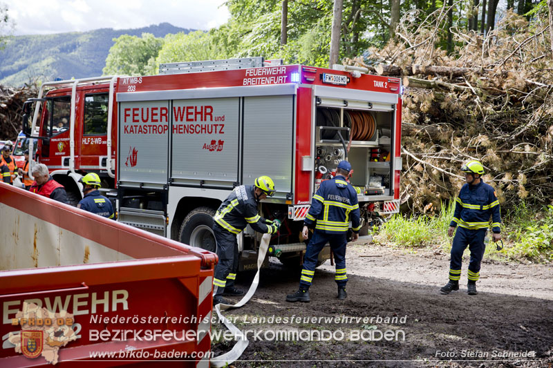 20240601 Abschnittsübung „Waldbrand" 2024 in Furth-Pottenstein-Weissenbach Foto: Stefan Schneider S5/BFKDO Baden 20240601 Abschnittsübung „Waldbrand" 2024 in Furth-Pottenstein-Weissenbach Foto: Stefan Schneider S5/BFKDO Baden