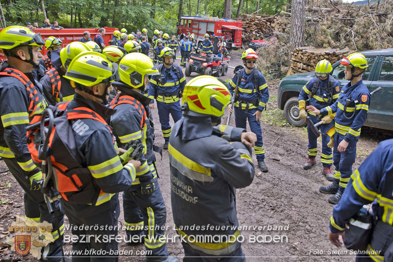 20240601 Abschnittsübung „Waldbrand" 2024 in Furth-Pottenstein-Weissenbach Foto: Stefan Schneider S5/BFKDO Baden 20240601 Abschnittsübung „Waldbrand" 2024 in Furth-Pottenstein-Weissenbach Foto: Stefan Schneider S5/BFKDO Baden