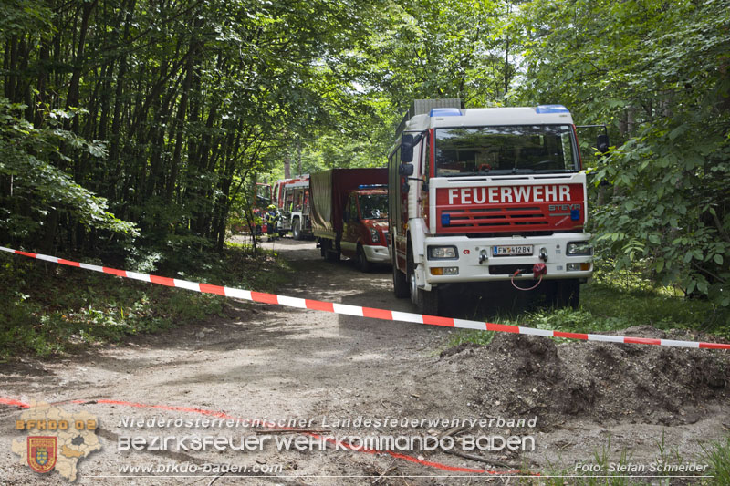 20240601 Abschnittsübung „Waldbrand" 2024 in Furth-Pottenstein-Weissenbach Foto: Stefan Schneider S5/BFKDO Baden 20240601 Abschnittsübung „Waldbrand" 2024 in Furth-Pottenstein-Weissenbach Foto: Stefan Schneider S5/BFKDO Baden
