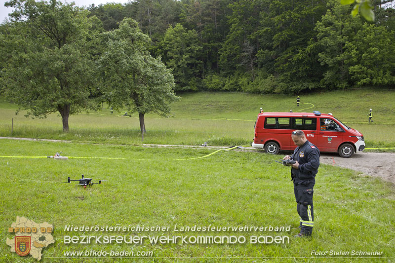 20240601 Abschnittsübung „Waldbrand" 2024 in Furth-Pottenstein-Weissenbach Foto: Stefan Schneider S5/BFKDO Baden 20240601 Abschnittsübung „Waldbrand" 2024 in Furth-Pottenstein-Weissenbach Foto: Stefan Schneider S5/BFKDO Baden