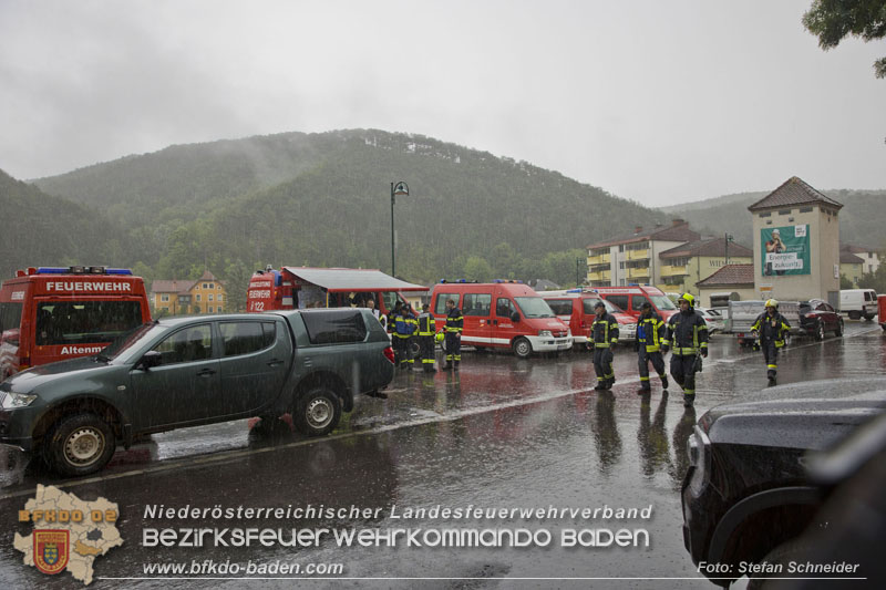 20240601 Abschnittsübung „Waldbrand" 2024 in Furth-Pottenstein-Weissenbach Foto: Stefan Schneider S5/BFKDO Baden 20240601 Abschnittsübung „Waldbrand" 2024 in Furth-Pottenstein-Weissenbach Foto: Stefan Schneider S5/BFKDO Baden
