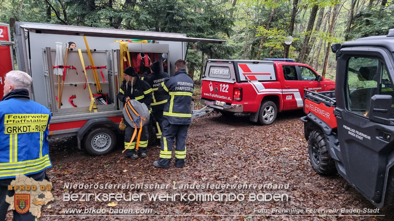 20241005_Abschnittsfeuerwehr�bung in Pfaffst�tten Waldgebiet Rund um die Rudolf Prokschh�tte  Foto: Stefan Schneider FF Baden-Stadt