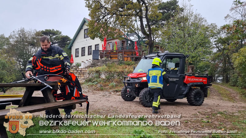 20241005_Abschnittsfeuerwehr�bung in Pfaffst�tten Waldgebiet Rund um die Rudolf Prokschh�tte  Foto: Stefan Schneider FF Baden-Stadt
