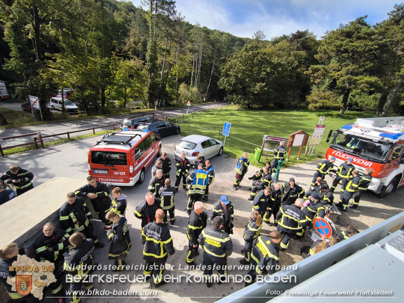 20241005_Abschnittsfeuerwehr�bung in Pfaffst�tten Waldgebiet Rund um die Rudolf Prokschh�tte  Foto: Melanie Raimann FF Pfaffst�tten