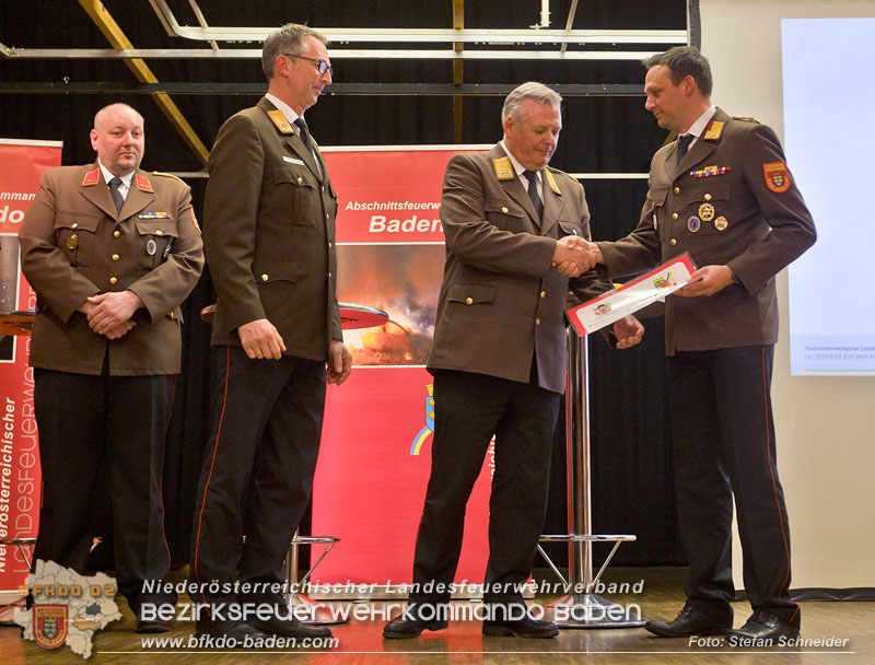 20250328_Spendenübergabe an den Unterstützungsfonds des NÖ LFV durch die FF Baden-Leesdorf Foto: Stefan Schneider BFKDO BADEN 20250328_Spendenübergabe an den Unterstützungsfonds des NÖ LFV durch die FF Baden-Leesdorf Foto: Stefan Schneider BFKDO BADEN