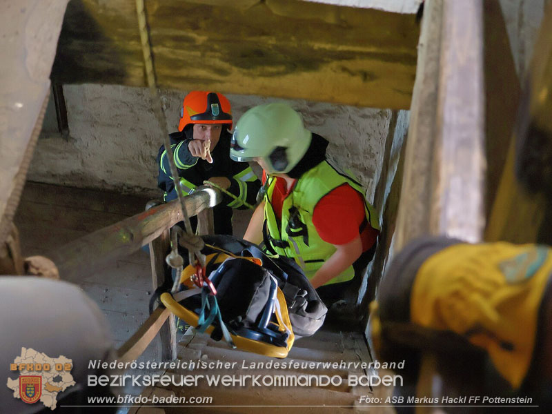 20250705_Menschenrettungsübung vom Kirchturm in Pottenstein Foto: ASB Markus Hackl FF Pottenstein 20250705_Menschenrettungsübung vom Kirchturm in Pottenstein Foto: ASB Markus Hackl FF Pottenstein