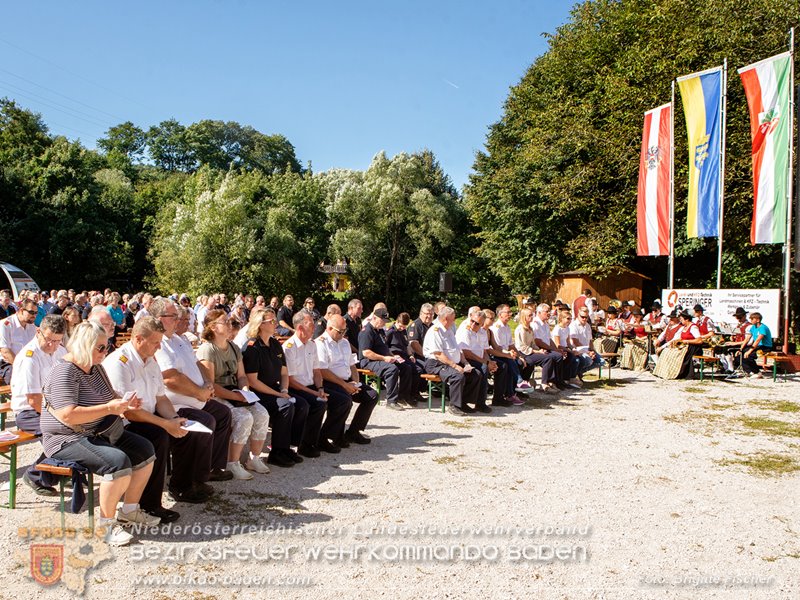 20250920_41. Floriani-Marsch/Wahlfahrt der N Feuerwehren in Altenmarkt an der Triesting (Bezirk BADEN)  Foto: Brigitte Fischer