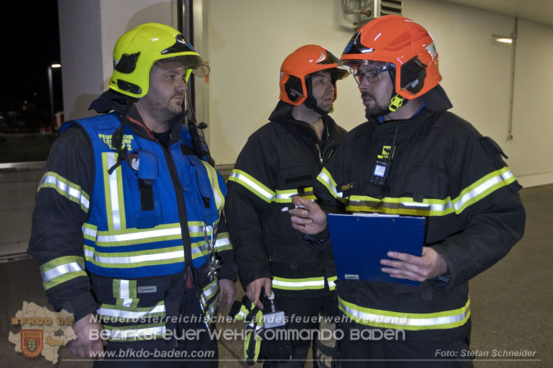 20251105_Einsatzkrfte trainierten den Ernstfall - Erfolgreiche Feuerwehrbung am Klinikstandort Baden    Foto: Stefan Schneider