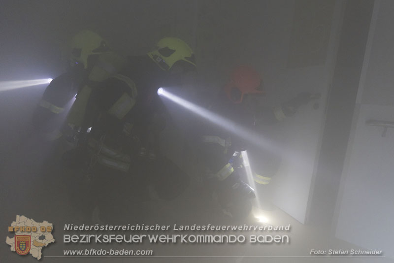 20251105_Einsatzkrfte trainierten den Ernstfall - Erfolgreiche Feuerwehrbung am Klinikstandort Baden    Foto: Stefan Schneider