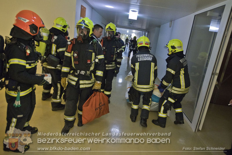 20251105_Einsatzkrfte trainierten den Ernstfall - Erfolgreiche Feuerwehrbung am Klinikstandort Baden    Foto: Stefan Schneider