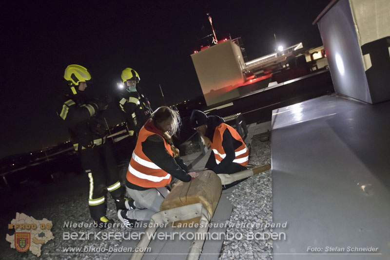 20251105_Einsatzkrfte trainierten den Ernstfall - Erfolgreiche Feuerwehrbung am Klinikstandort Baden    Foto: Stefan Schneider