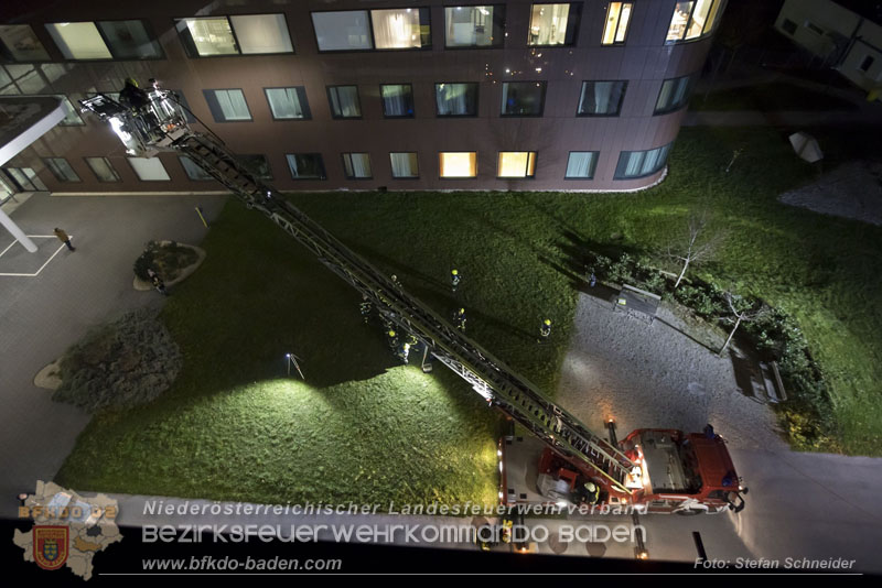 20251105_Einsatzkrfte trainierten den Ernstfall - Erfolgreiche Feuerwehrbung am Klinikstandort Baden    Foto: Stefan Schneider