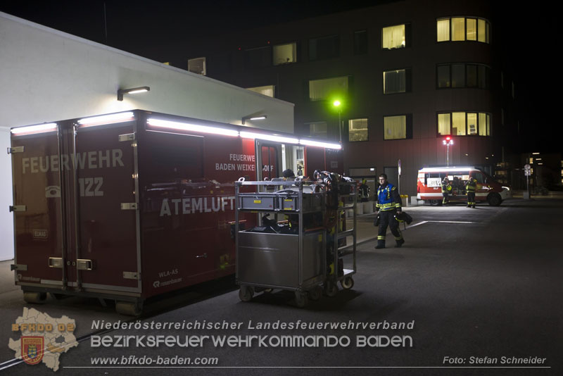 20251105_Einsatzkrfte trainierten den Ernstfall - Erfolgreiche Feuerwehrbung am Klinikstandort Baden    Foto: Stefan Schneider