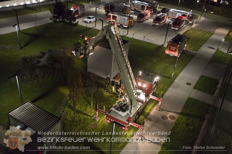 20251105_Einsatzkrfte trainierten den Ernstfall - Erfolgreiche Feuerwehrbung am Klinikstandort Baden    Foto: Stefan Schneider
