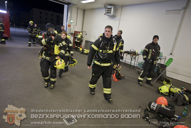 20251105_Einsatzkrfte trainierten den Ernstfall - Erfolgreiche Feuerwehrbung am Klinikstandort Baden    Foto: Stefan Schneider