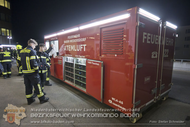 20251105_Einsatzkrfte trainierten den Ernstfall - Erfolgreiche Feuerwehrbung am Klinikstandort Baden    Foto: Stefan Schneider