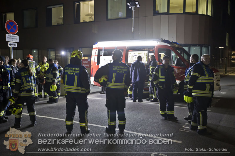 20251105_Einsatzkrfte trainierten den Ernstfall - Erfolgreiche Feuerwehrbung am Klinikstandort Baden    Foto: Stefan Schneider