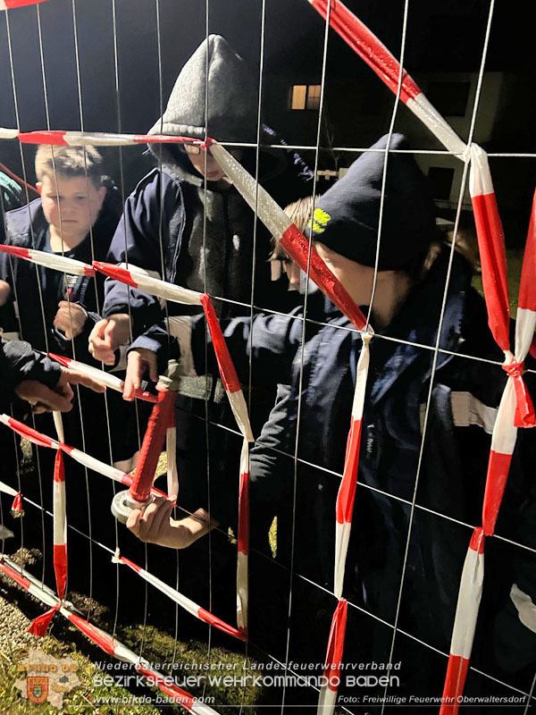 20251108_Nachtwanderung der Feuerwehrjugend des Bezirks Baden in Aigen 20251108_Nachtwanderung der Feuerwehrjugend des Bezirks Baden in Aigen