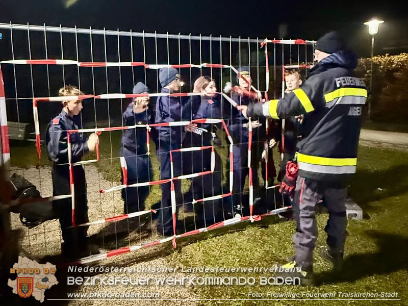 20251108_Nachtwanderung der Feuerwehrjugend des Bezirks Baden in Aigen 20251108_Nachtwanderung der Feuerwehrjugend des Bezirks Baden in Aigen
