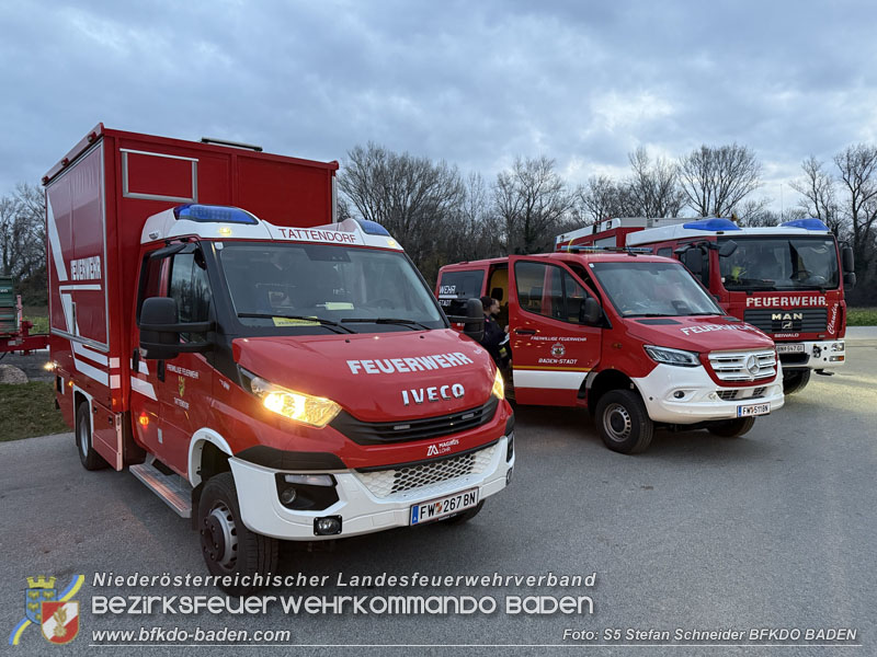 20251122_1. ZUG der 2. KHD Bereitschaft übt am Gelände des Tritolwerk  Foto: S5 Stefan Schneider BFKDO BADEN