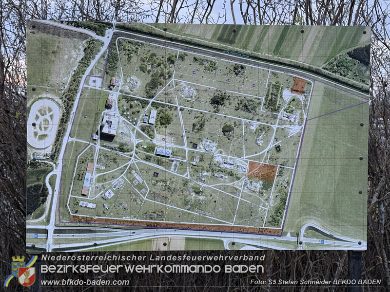 20251122_1. ZUG der 2. KHD Bereitschaft übt am Gelände des Tritolwerk  Foto: S5 Stefan Schneider BFKDO BADEN