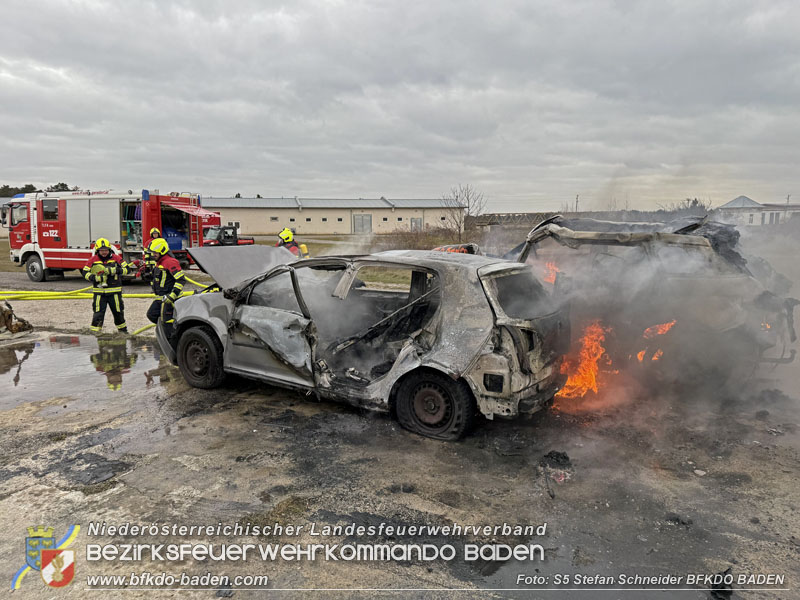 20251122_3. KHD-ZUG Baden übt am Katastrophenübungsplatz Tritolwerk Eggendorf   Foto: S5 Stefan Schneider BFKDO BADEN