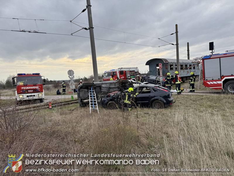 20251122_3. KHD-ZUG Baden übt am Katastrophenübungsplatz Tritolwerk Eggendorf   Foto: S5 Stefan Schneider BFKDO BADEN