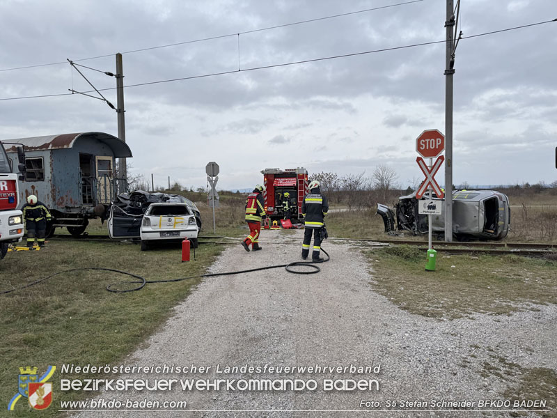 20251122_3. KHD-ZUG Baden übt am Katastrophenübungsplatz Tritolwerk Eggendorf   Foto: S5 Stefan Schneider BFKDO BADEN